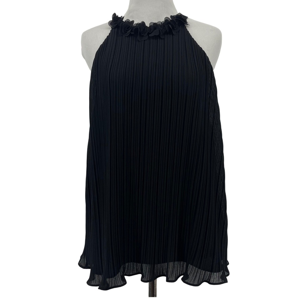 CeCe Women Size Medium Black Pleated 3D Floral Rosette Sleeveless Blouse